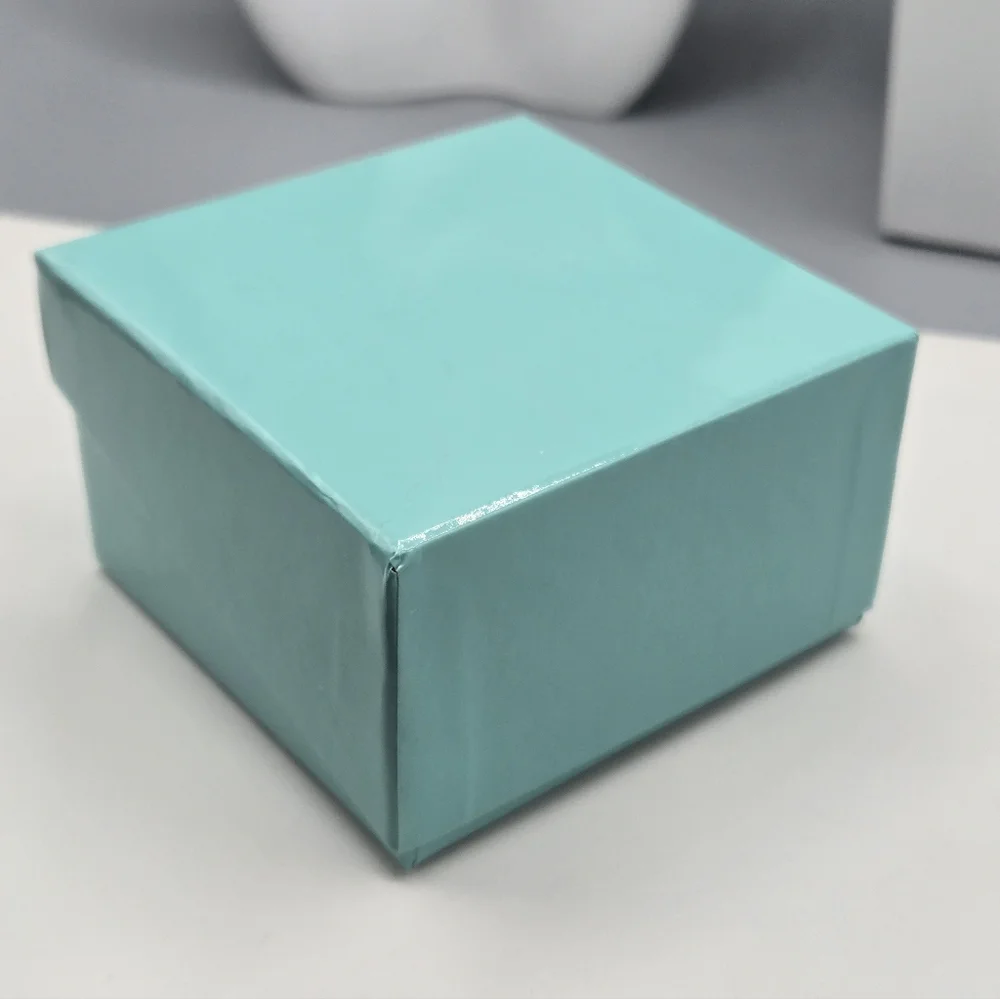 Vintage Style Earrings Made w Swarovski Crystals Silver Overlay - Picture 10 of 10